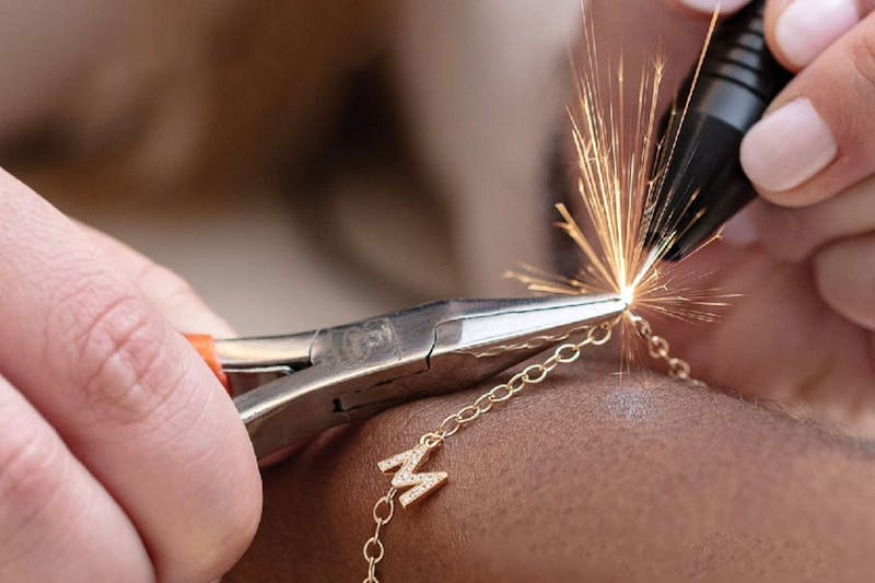 Permanent welded bracelet for one; choice of gold or silver chain